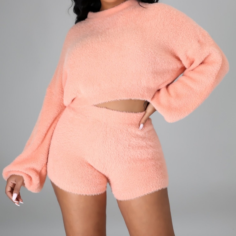 Fuzzy Peach Set